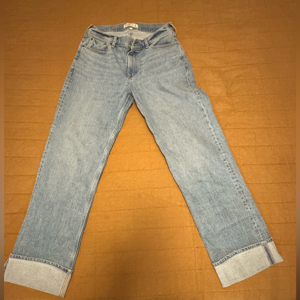 Abercrombie Curve Love Low Rise Baggy Jeans